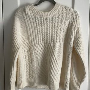 Old Navy Sweater (NEVER WORN)